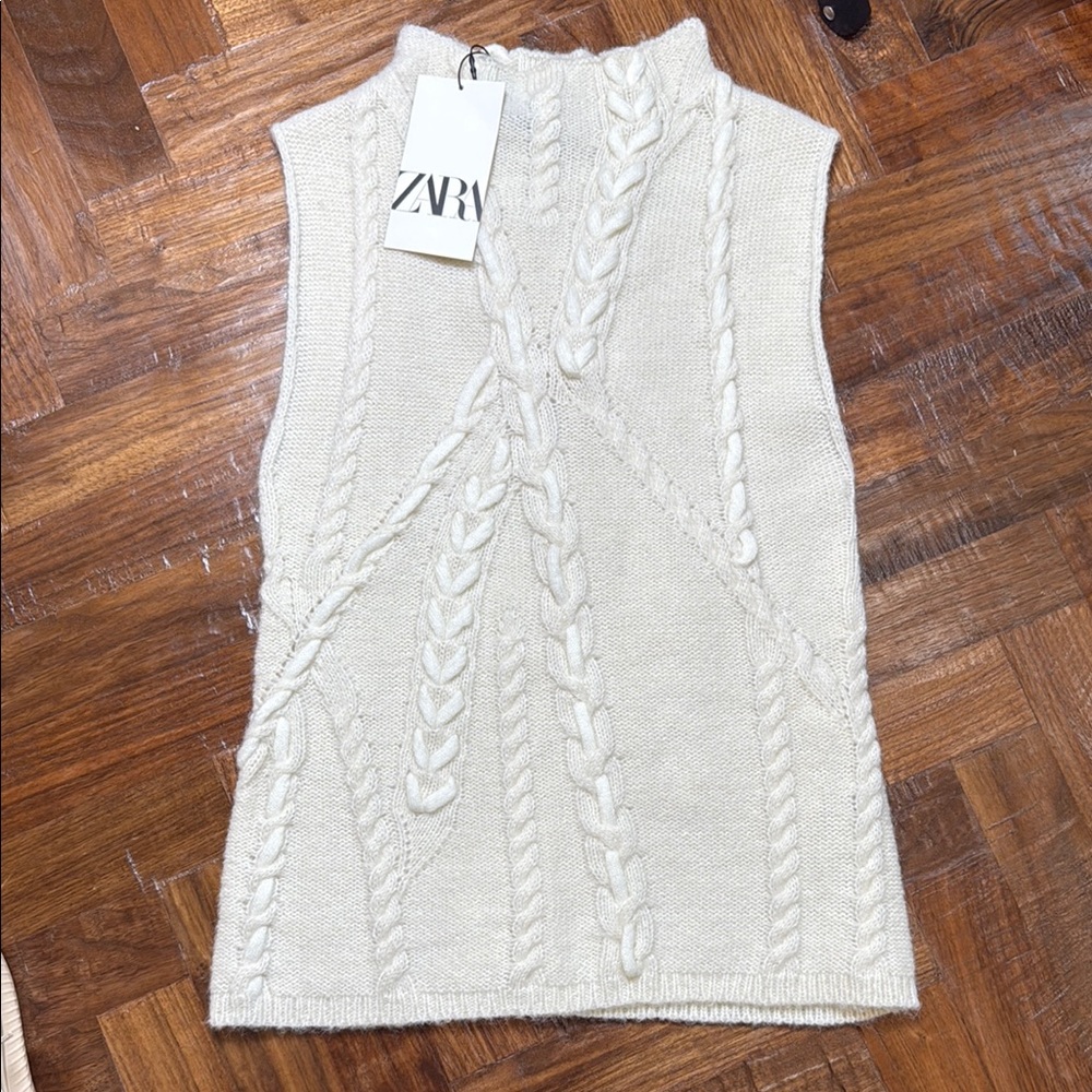 ZARA NWT Cream Cable Knit Sweater Vest